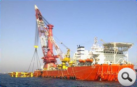 Heavy Lift cum Pipe Lay Vessel